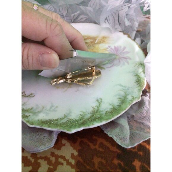 Golfing Brooch Pin Artisan Golf Bag & Clubs Fashion Jewelry - Picture 9 of 15